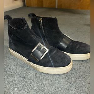 Hi top navy fashion sneaker - buckle detail and fuzzy inside